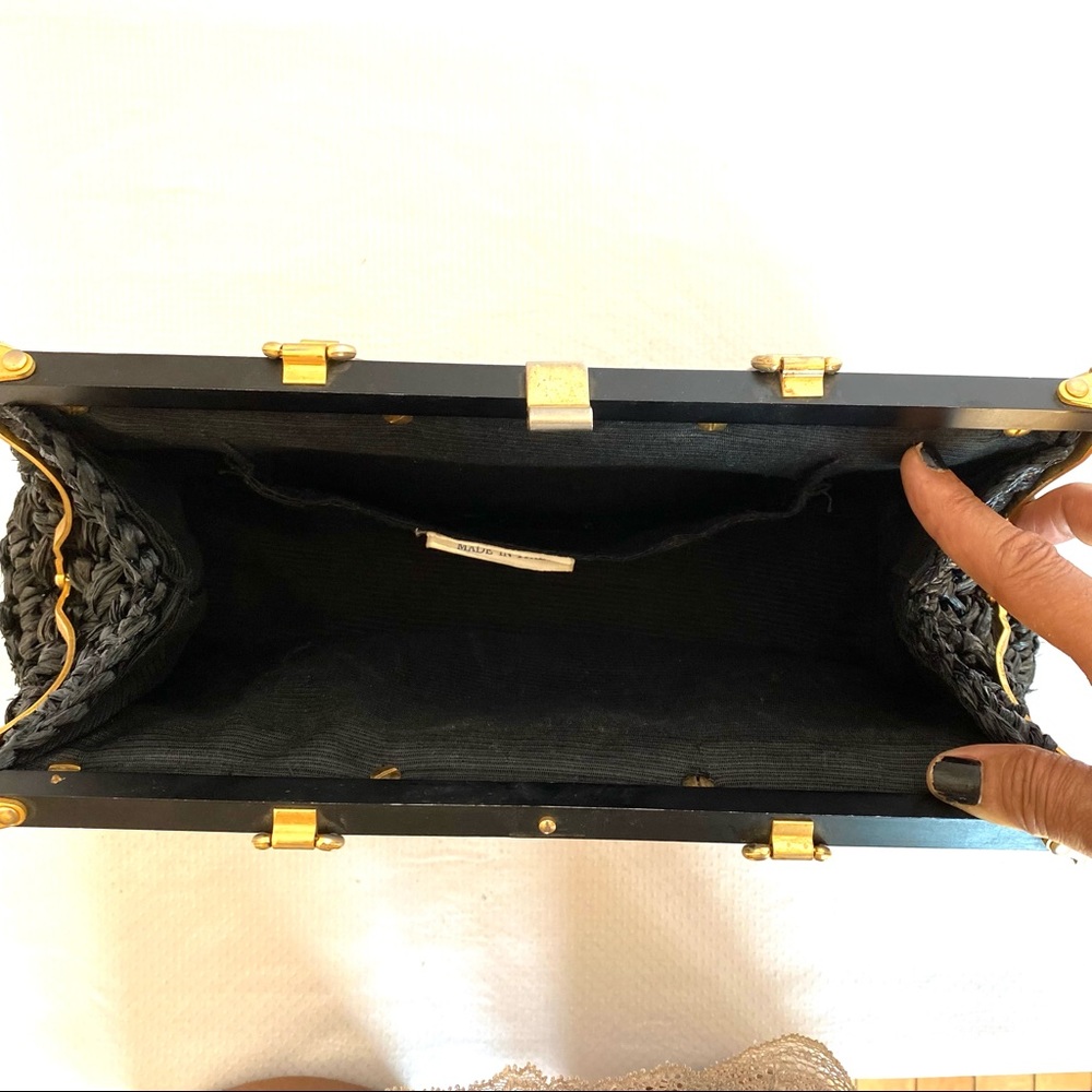 Beautiful Vintage Hand Bag - Picture 9 of 13